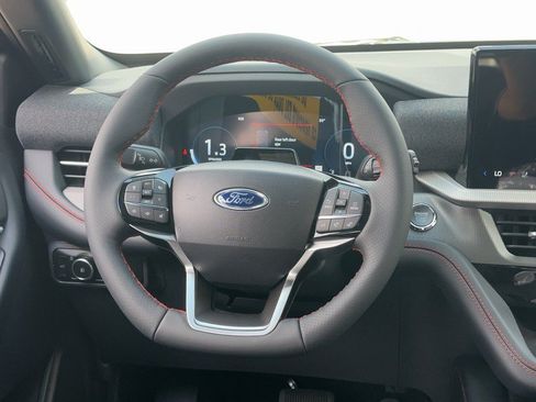 New 2026 Ford Explorer ST-Line w/ ST-Line Street Pack RWD image 7