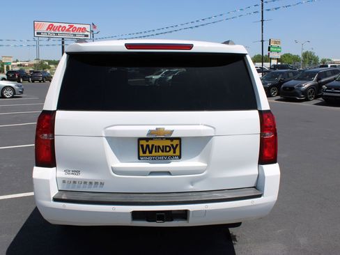 Used 2017 Chevrolet Suburban LT AWD/4WD image 7