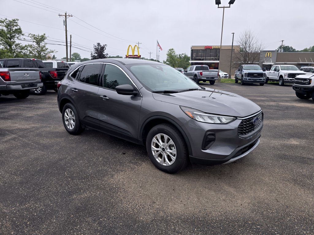 Certified 2024 Ford Escape Active w/ Tech Pack #1 AWD/4WD image 7