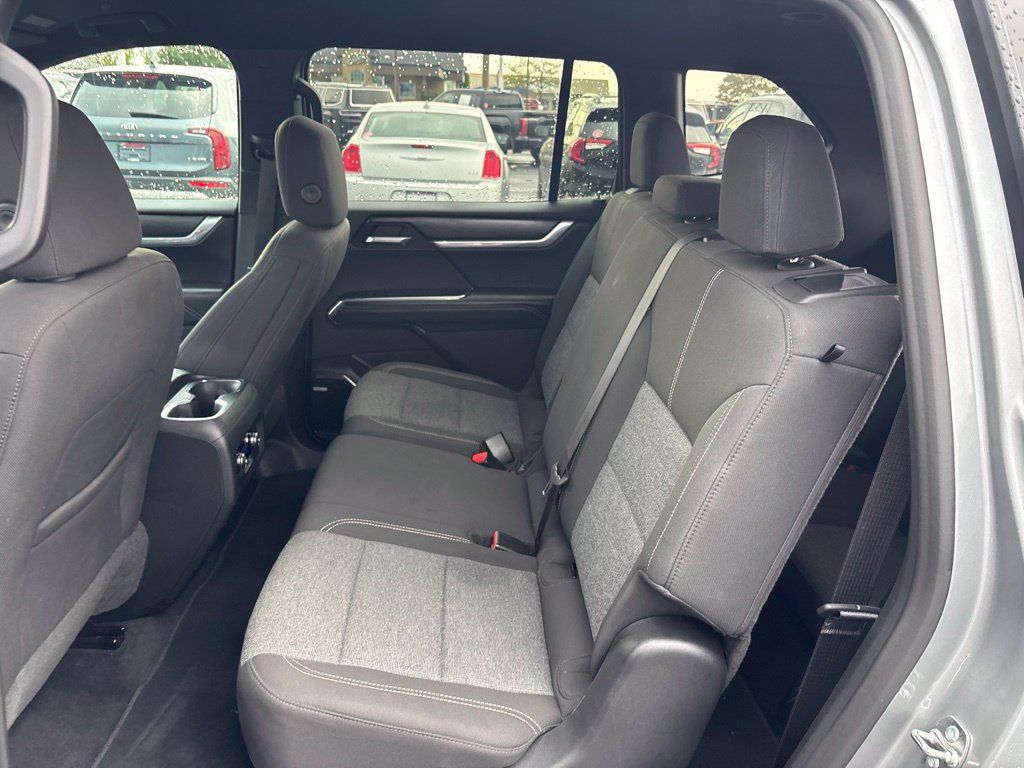 Used 2026 GMC Acadia Elevation AWD/4WD image 25