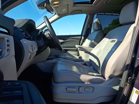 Used 2016 Honda Pilot Touring image 13