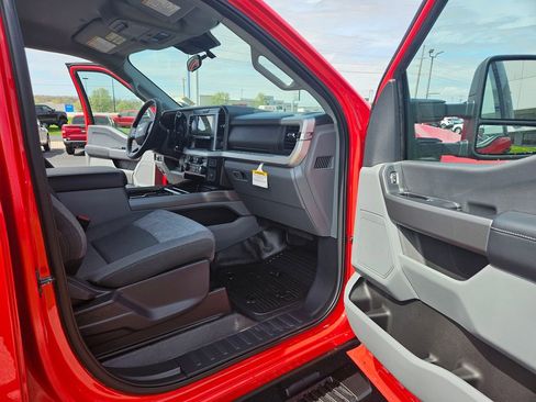 New 2026 Ford F350 4x4 Crew Cab Super Duty image 20