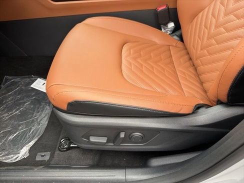 New 2026 Kia Sportage X-Line w/ X-Line Technology Package AWD/4WD image 10