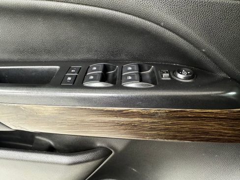 Used 2019 GMC Canyon Denali image 25