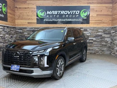 Used 2024 Hyundai Palisade Limited AWD/4WD image 3