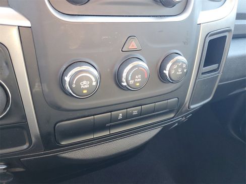 Used 2024 RAM 1500 Classic SLT image 21