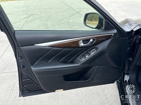 Used 2014 INFINITI Q50 Premium w/ Deluxe Touring Package image 11