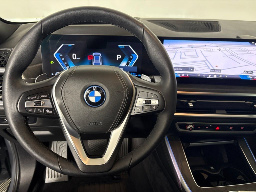 Certified 2024 BMW X5 xDrive50e w/ Premium Package AWD/4WD image 18
