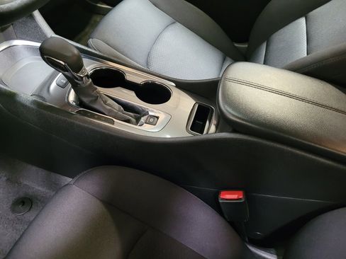 Used 2025 Chevrolet Malibu LT FWD image 26