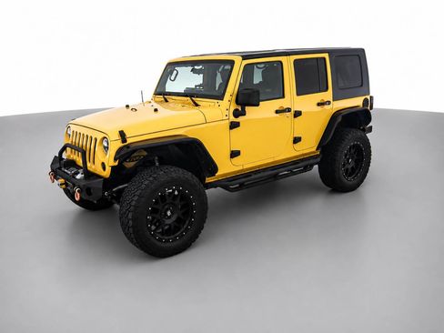 Used 2008 Jeep Wrangler Unlimited Rubicon w/ Dual Top Group AWD/4WD image 9