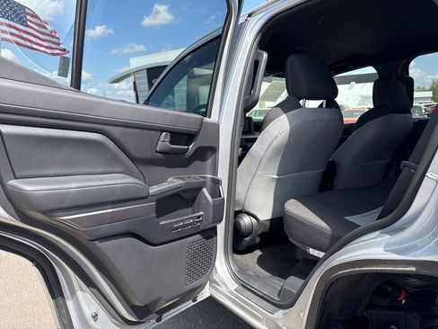 Used 2025 Toyota 4Runner TRD Sport AWD/4WD image 27