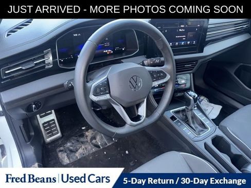 Used 2025 Volkswagen Jetta Sport image 10