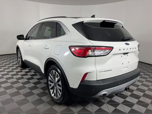 Used 2021 Ford Escape Titanium w/ Class II Trailer Tow Package image 7