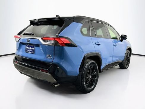 Used 2024 Toyota RAV4 XSE AWD/4WD image 9