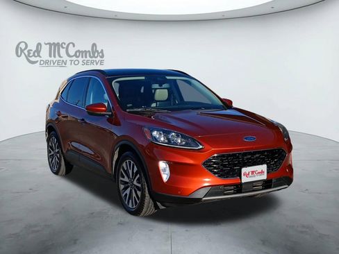 Used 2020 Ford Escape Titanium image 7