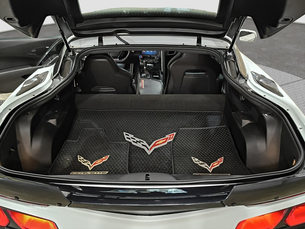 Used 2017 Chevrolet Corvette Grand Sport RWD image 26