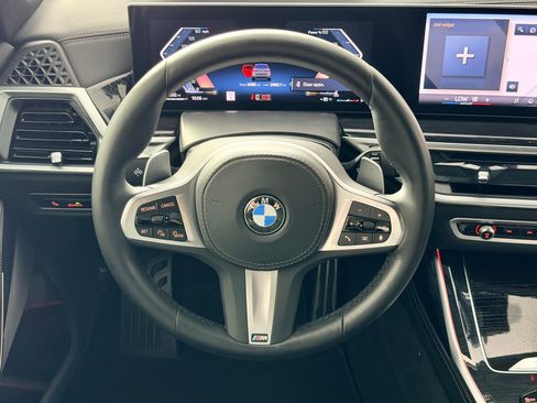 Used 2026 BMW X7 xDrive40i w/ M Sport Package AWD/4WD image 16