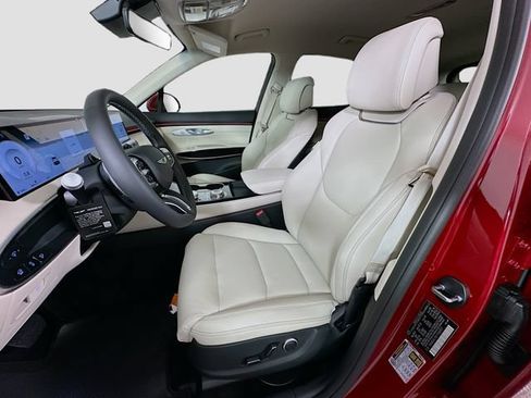 New 2026 Genesis GV70 2.5T AWD/4WD image 16