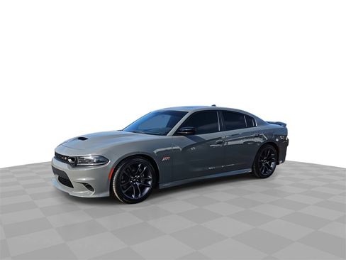 Used 2023 Dodge Charger Scat Pack w/ Navigation & Travel Group image 4