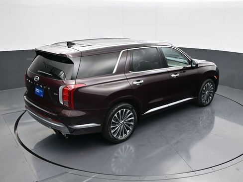 Used 2023 Hyundai Palisade Calligraphy image 18