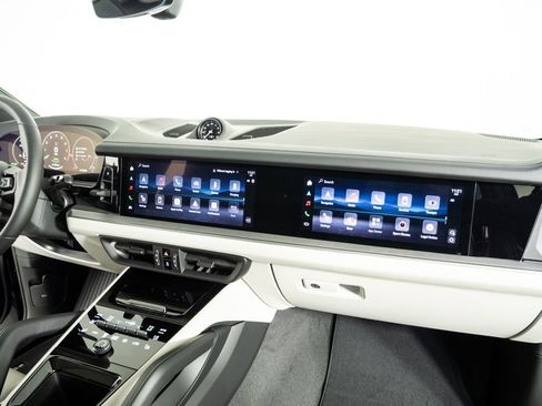 New 2026 Porsche Cayenne E-Hybrid Coupe AWD/4WD image 26