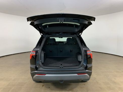 Used 2025 Chevrolet Equinox LT image 12