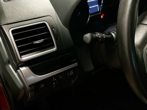 Used 2017 Subaru Forester 2.5i Touring image 11