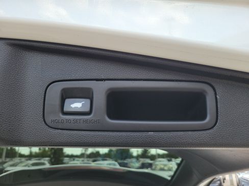 Used 2021 Honda CR-V EX-L image 13