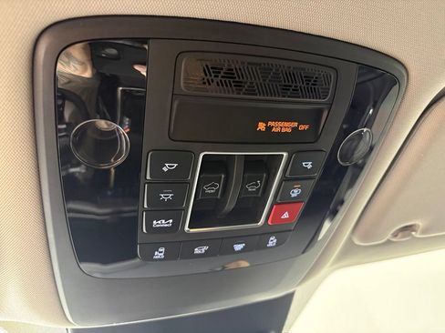 New 2026 Kia Carnival SX Prestige FWD image 36