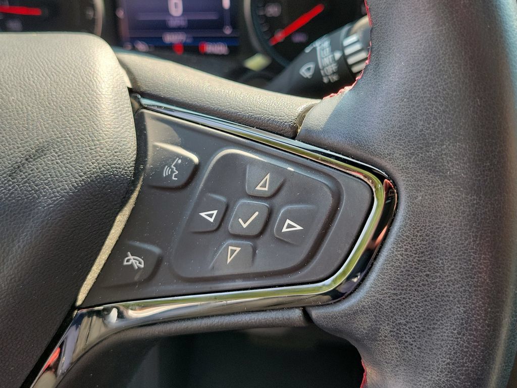 Used 2023 Chevrolet Equinox RS FWD image 29