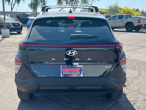 Used 2025 Hyundai Kona SEL image 6