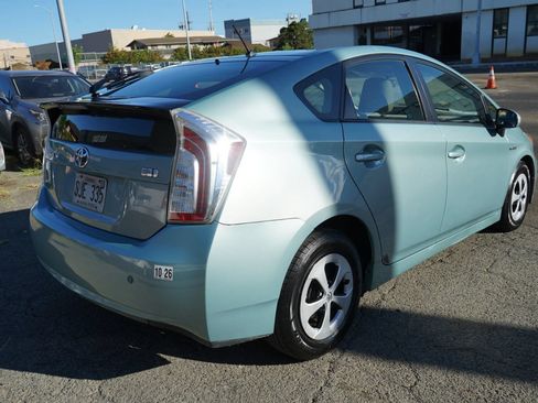 Used 2014 Toyota Prius Two FWD image 20