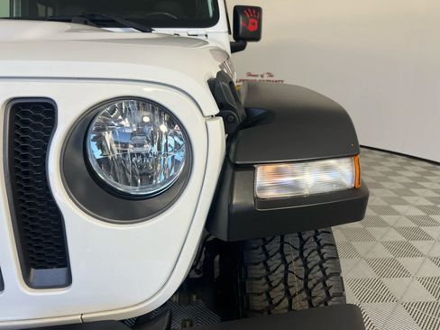 Used 2021 Jeep Wrangler Unlimited Rubicon AWD/4WD image 14