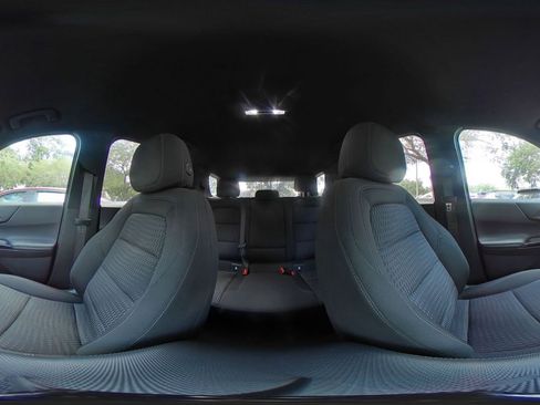 Used 2025 Chevrolet Equinox LT FWD image 42