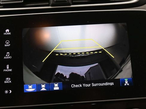 Used 2018 Honda CR-V Touring image 16
