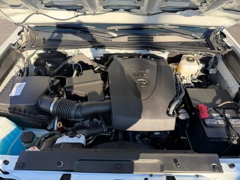 Used 2023 Toyota Tacoma TRD Pro AWD/4WD image 21