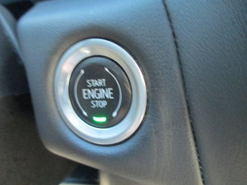 Used 2023 Chevrolet Suburban RST image 30