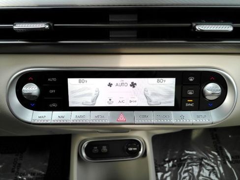 Used 2024 Genesis GV60 RWD image 50