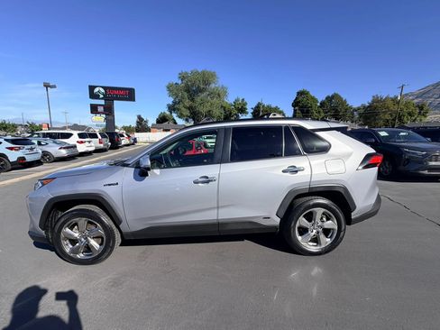 Used 2021 Toyota RAV4 Limited AWD/4WD image 6