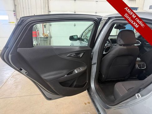 Used 2024 Chevrolet Malibu LT image 28