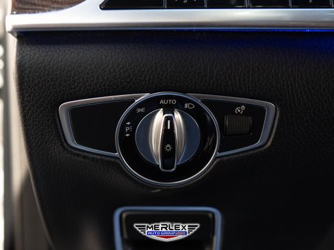 Used 2019 Mercedes-Benz S 560 560 4MATIC image 37