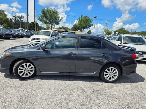Used 2010 Toyota Corolla S image 4