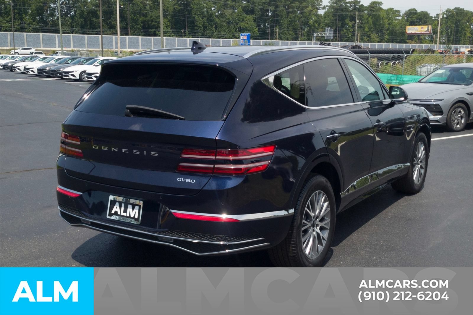 Used 2025 Genesis GV80 2.5T Standard AWD/4WD image 5
