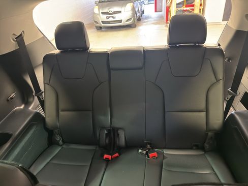 Used 2023 Kia Telluride S AWD/4WD image 30