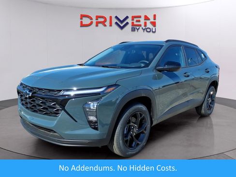 New 2026 Chevrolet Trax LT image 1