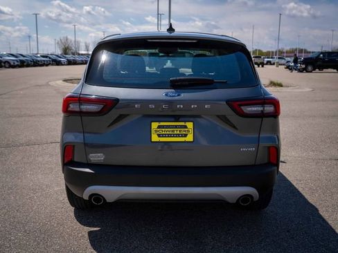 Used 2023 Ford Escape AWD image 7