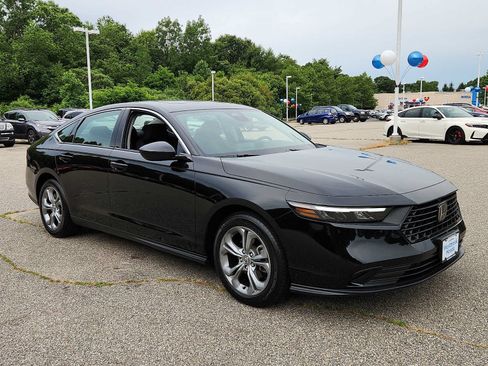 Certified 2024 Honda Accord EX image 4