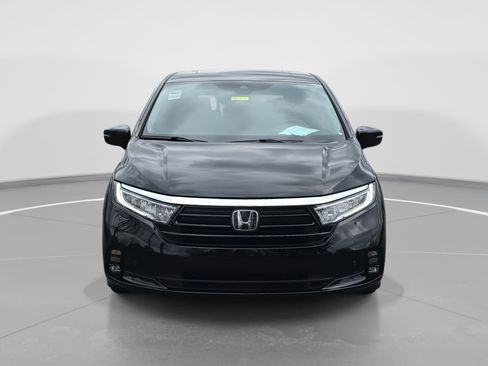 Used 2023 Honda Odyssey Elite image 2