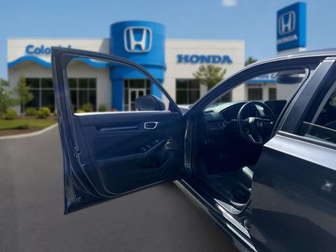 Used 2023 Honda Civic Touring image 15