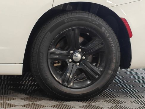 Used 2022 Dodge Charger SXT RWD image 46